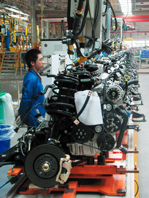 跨国汽车巨头谨慎布局本土化品牌，战略调整背后暗藏玄机